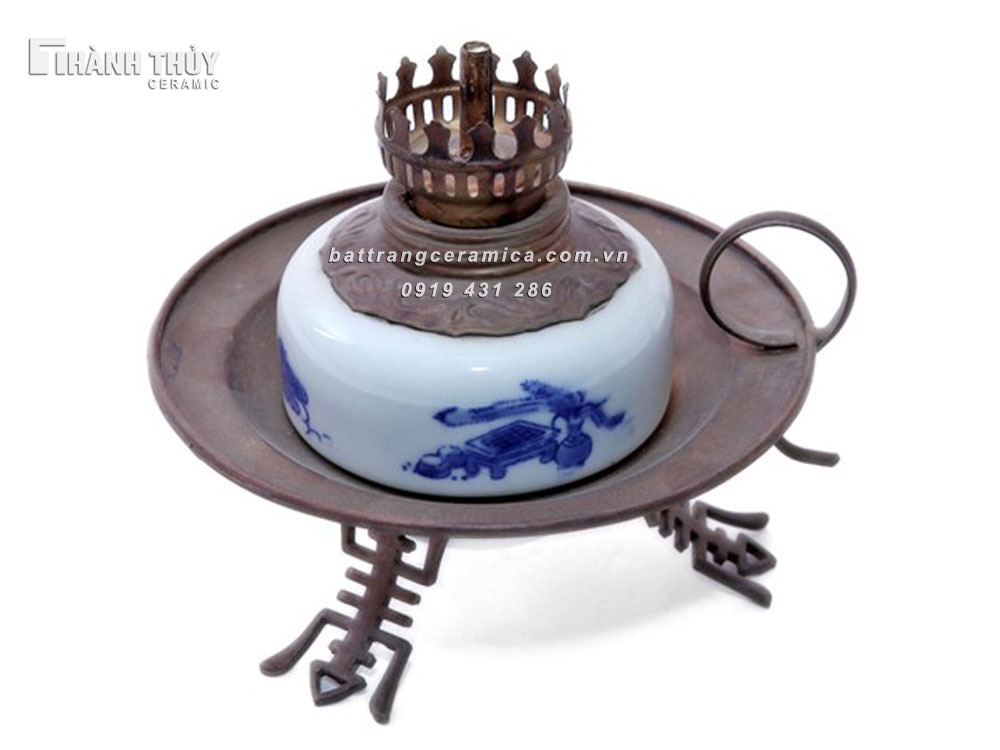 Đèn dầu dáng đĩa - men lam cổ cao 20 cm (1)