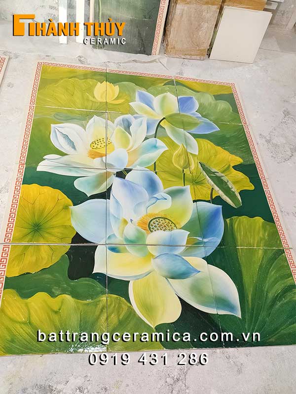 Tranh gốm ốp tường ngoài trời vẽ hoa Sen gốm sứ cao cấp Bát Tràng
