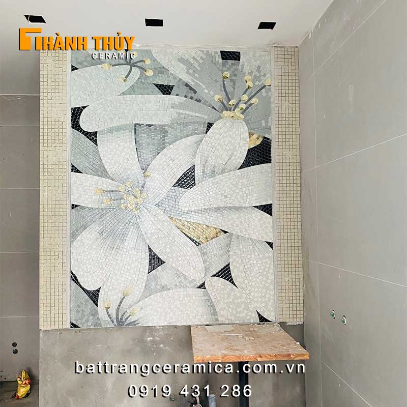 Tranh mosaic ốp nhà tắm hoa văn hiện đại hàng cao cấp Bát Tràng