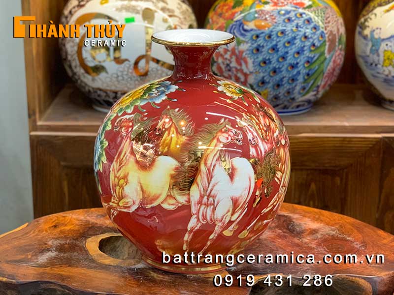 Bình hút tài lộc màu đỏ mã đáo thành công 35cm