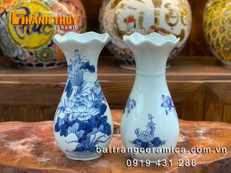 Bình hoa bàn thờ vẽ hoa sen cao 27cm