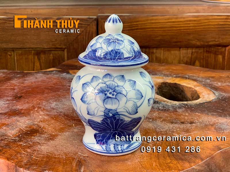 Chóe thờ bát tràng vẽ Sen cao 16cm