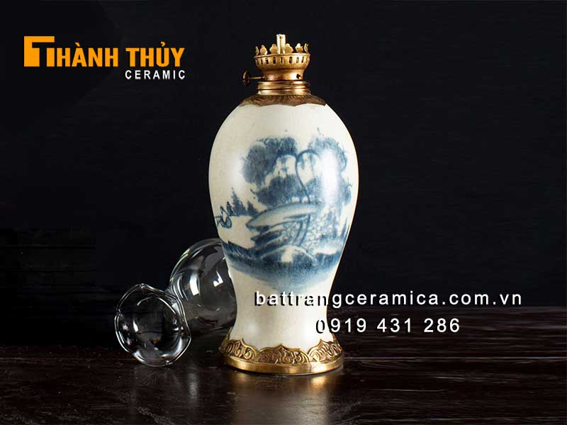 Đèn dầu đùi dế vẽ sơn thủy cao 31 cm