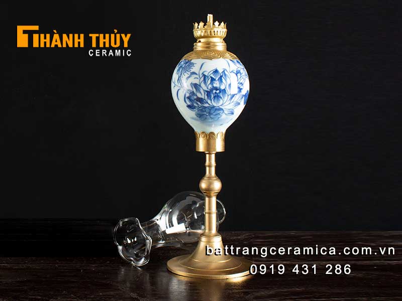 Đèn để bàn thờ vẽ hoa sen 31cm