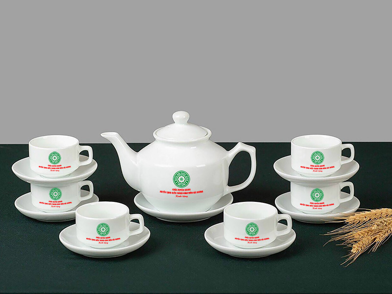 bo-am-tra-qua-tang-doanh-nghiep-in-logo