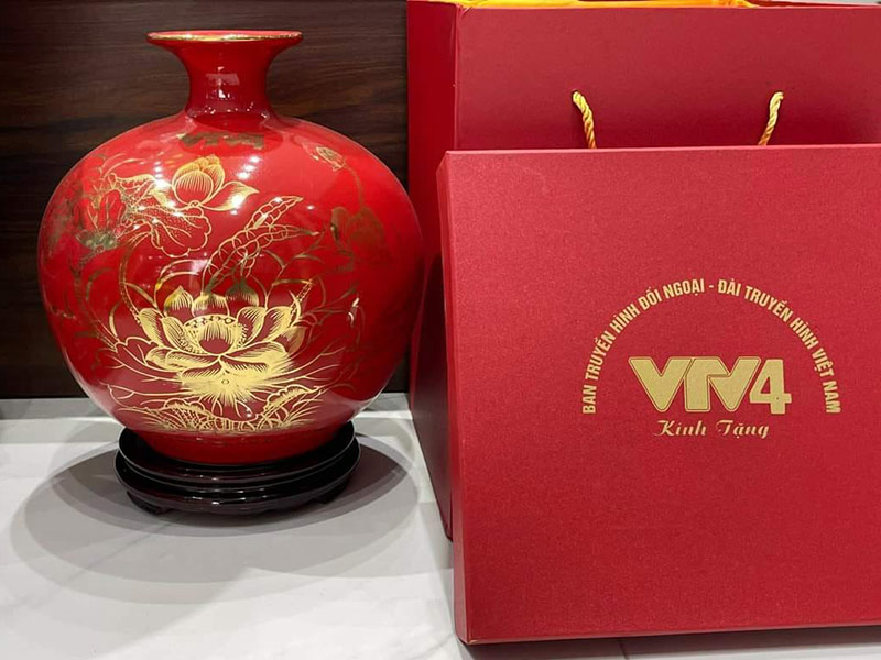 binh-hut-loc-in-logo-qua-tang-khach-hang-vip